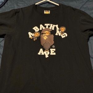 Selling a bathing ape T-shirt, XL but more of a L